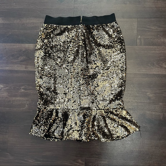 GOLD SEQUIN SKIRT - Picture 2 of 2